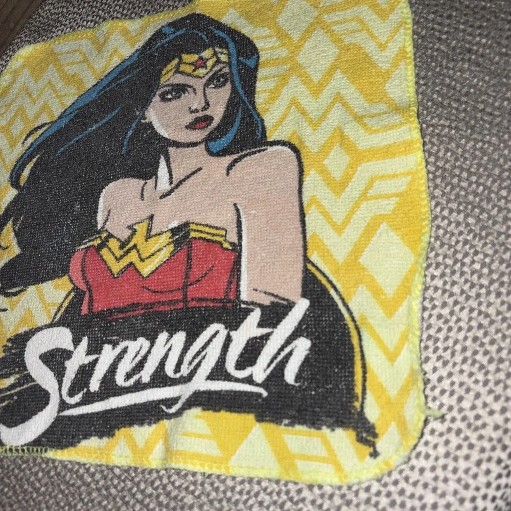 90's VTG Wonder Woman Wash Cloth Towel Terry Cloth Vintage